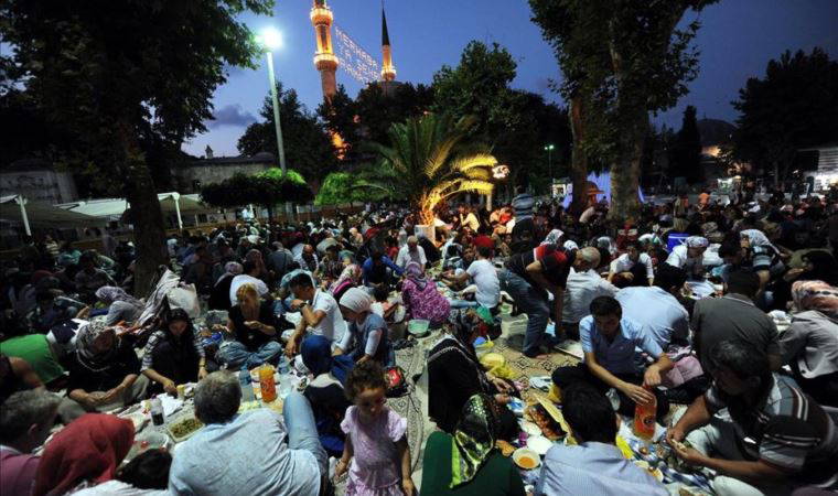 27 Mart 2023 iftar saatleri! İstanbul, Ankara, İzmir iftar vakti ne zaman? Tüm illerin iftar saatleri