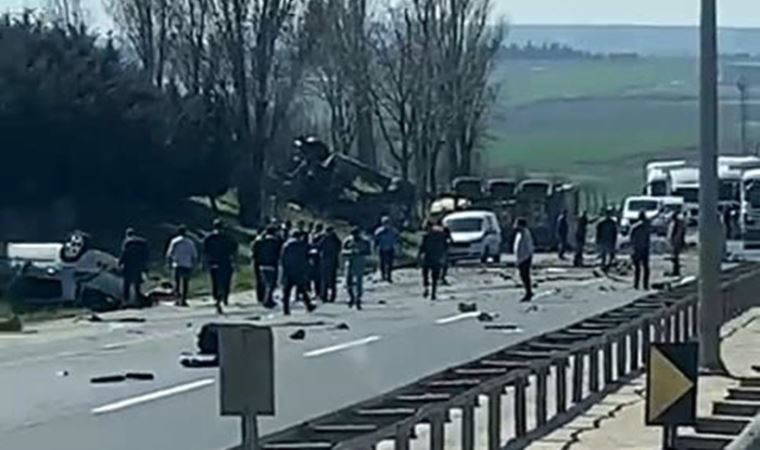 TEM Silivri'de kaza: Çok sayıda ölü ve yaralı var