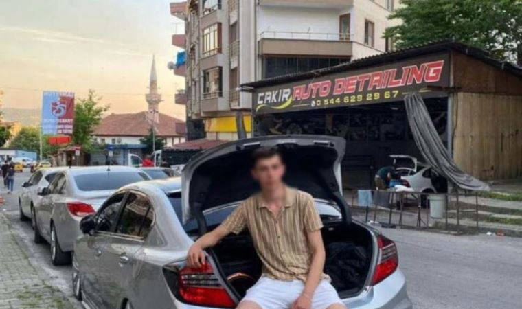 Babasını öldürdü; adliyede, ‘Babama haber verin, o beni kurtarır’ diye ağladı