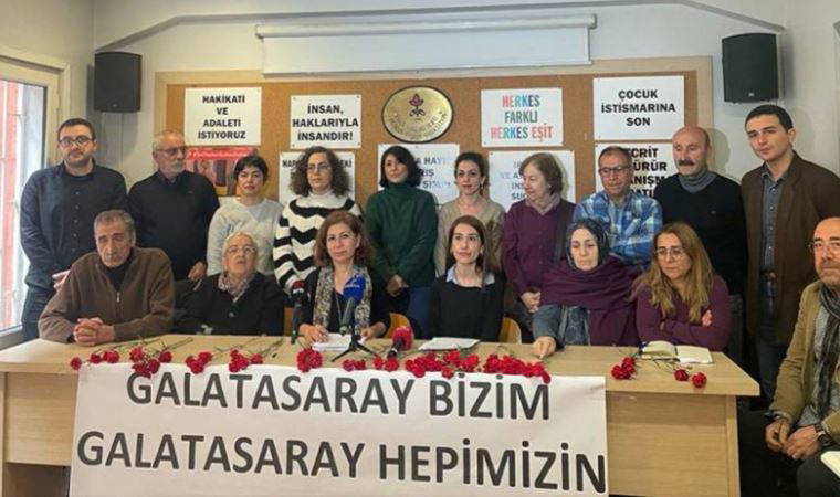 Cumartesi Anneleri, AYM kararına uyulmasını istedi: 'Keyfi yasağınıza son verin, ablukayı kaldırın'