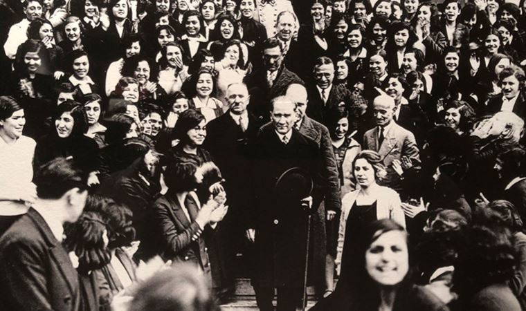 Devrimin 99. yıldönümü