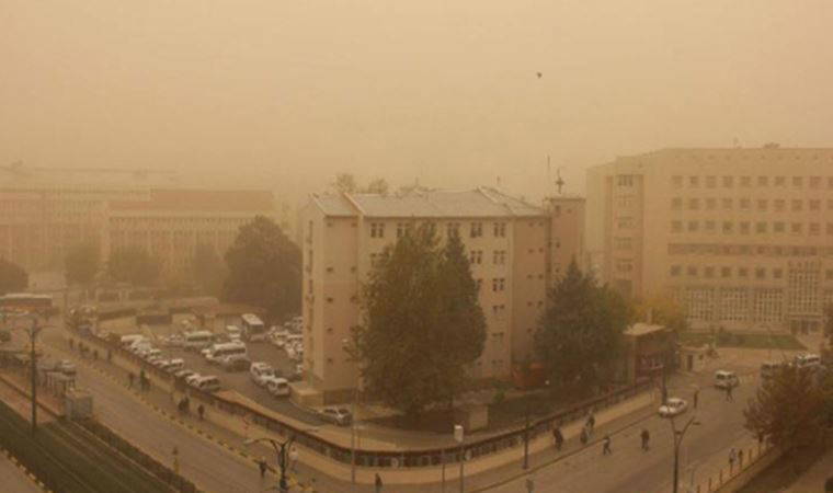 Meteoroloji 5 il için toz taşınımı uyarısı yaptı