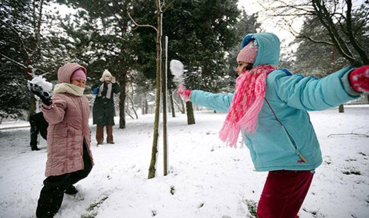 Eğitime kar engeli... Hangi illerde okullar tatil edildi?