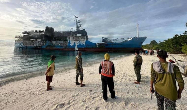 Filipinler'deki feribot yangınında can kaybı 31'e yükseldi