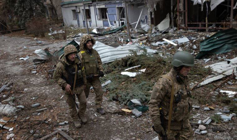 Ukrayna: Rus ordusu, yerleşim birimlerini hedef aldı