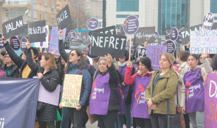 Kadınlar Kartal'da buluştu: İktidar kadınları yalnız bıraktı