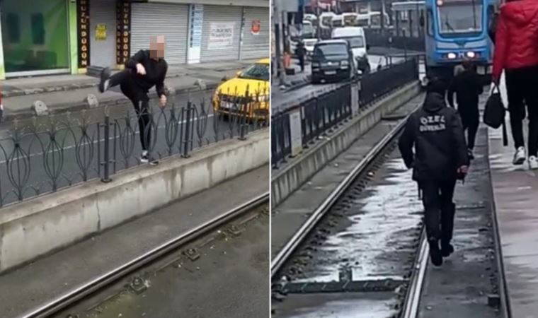 Sultangazi'de tramvay yoluna girdi seferlerin aksamasına neden oldu