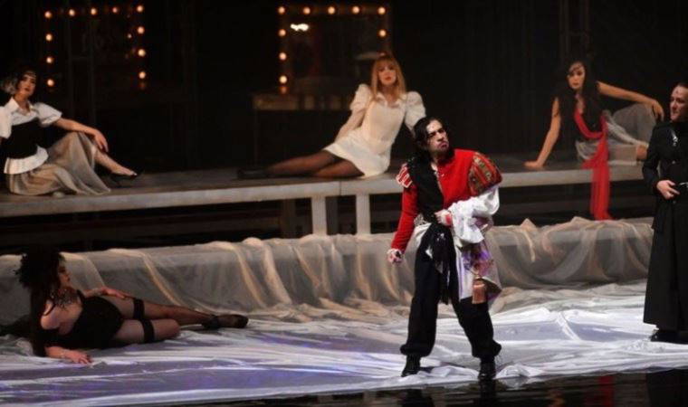 Bu ‘III. Richard’ başka ‘Richard’!