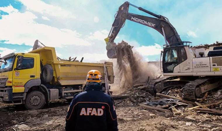 Ticaret Bakanlığı’ndan kullanılmış taşıt ve cihaz ithalatı kararı