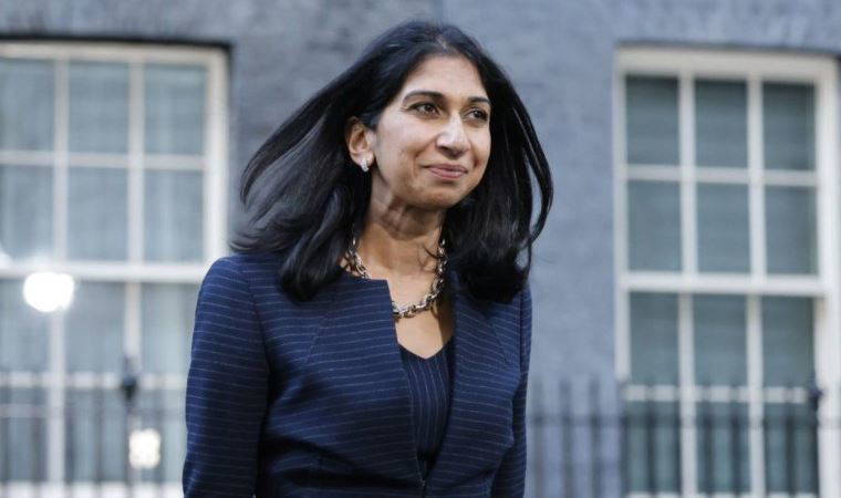 İngiltere'de hükümetin göç konusunu 5 önceliğinden biri haline getirdiği bildirildi