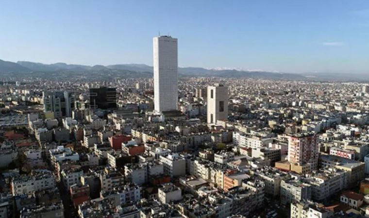 Mersin'de depremlerde hasar gören 76 okul boşaltıldı