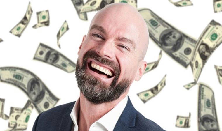 Zenginliğe ve paraya düşkün 3 burç.. Asla gözleri doymuyor ve hep istiyorlar