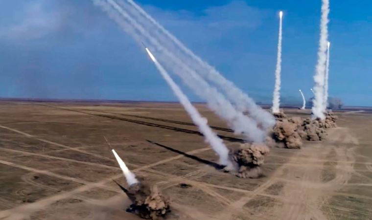 Rusya'dan Ukrayna'ya füze saldırıları: 5 ölü