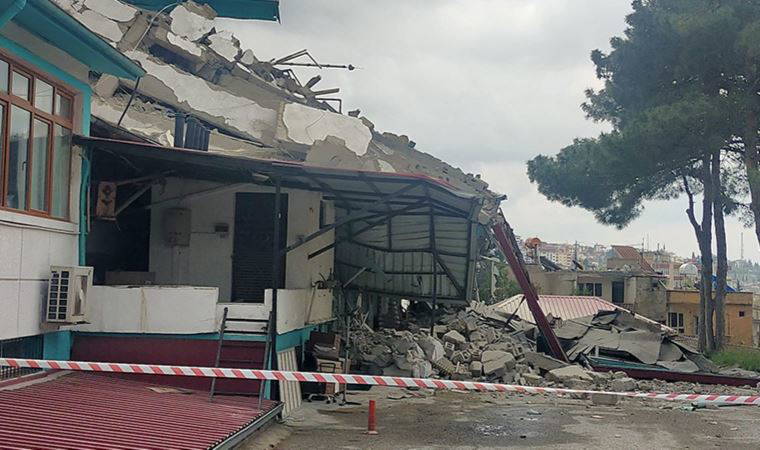 Depremde hasar almıştı... Halk Sağlığı Birimine ait 4 katlı bina çöktü