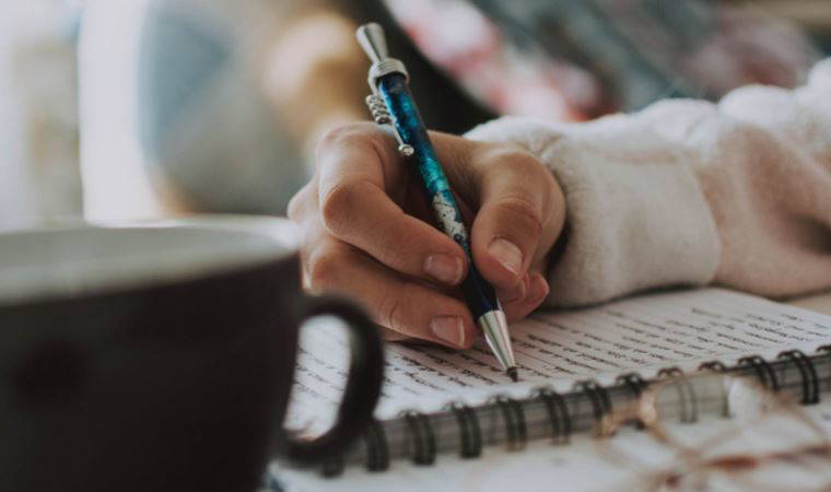 El yazısı bir anda küçülmeye başladıysa dikkat!