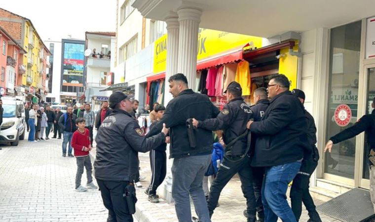 İhalede yumruklar konuştu: 2 yaralı, 3 gözaltı