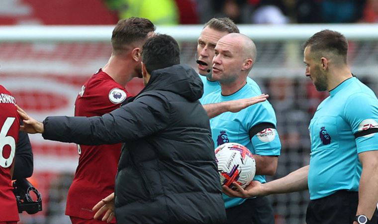 Hakemden futbolcuya dirsek soruşturması kapandı