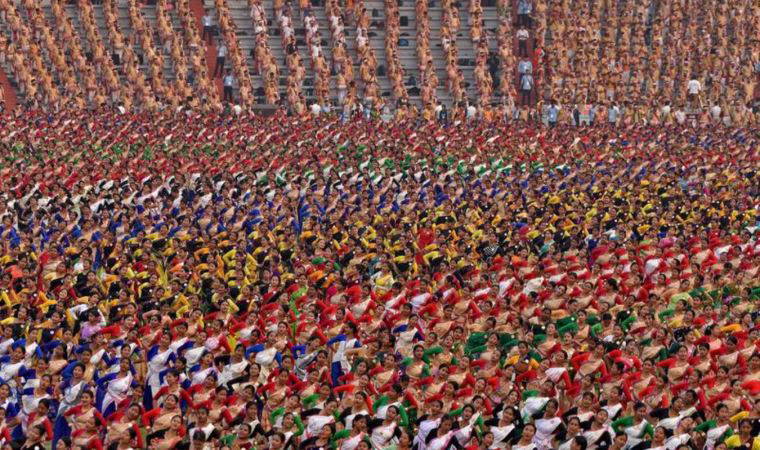 Hindistan'da dans gösterisi Guinness Rekorlar Kitabı'na girdi