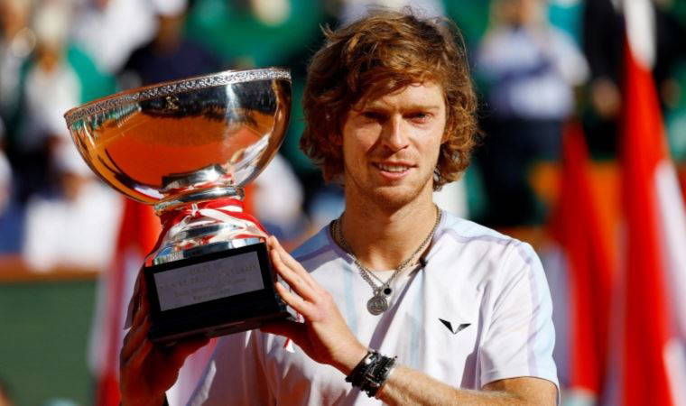 Rus tenisçi Andrey Rublev, Monte Carlo Masters'ta zafere ulaştı