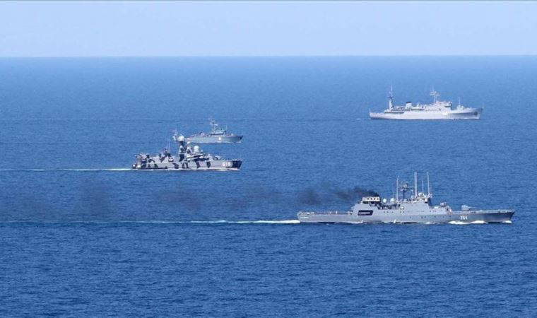 Rus Pasifik Filosu'ndan Japon Denizi'nde tatbikat