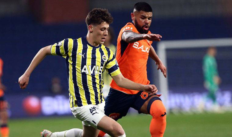 Fenerbahçe'den muhteşem geri dönüş! Başakşehir 1-2 Fenerbahçe