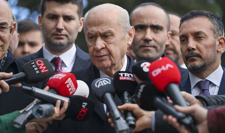 Bahçeli'den 'bayram' mesajı: 'Türkiye'de hayat normalleşiyor'