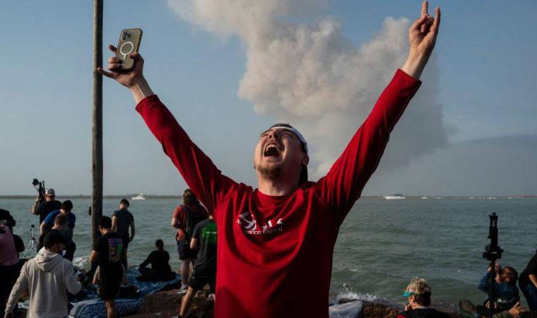 Space X'in geliştirdiği en güçlü roket Starship'in fırlatma sonrası infilak etmesi neden başarı olarak görülüyor?