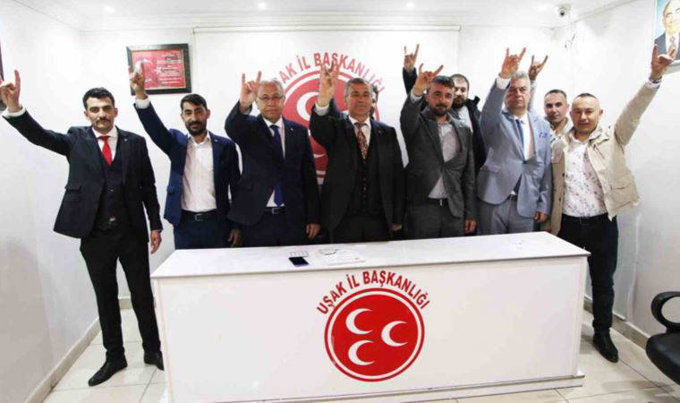 Zafer Partisi'nden istifa eden 25 kişi MHP'ye katıldı