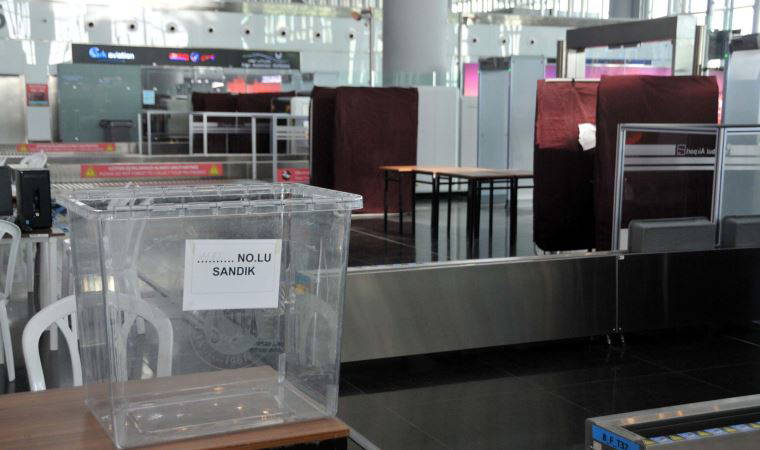 14 Mayıs'a geri sayım! İstanbul Havalimanı'nda seçim sandıkları kuruldu