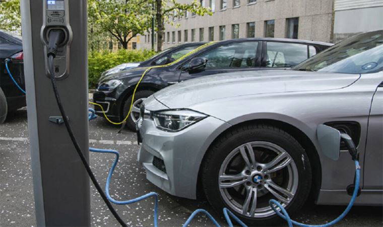 Uluslararası Enerji Ajansı Başkanı Fatih Birol: 'Arabalar bu değişimin sadece ilk dalgası'