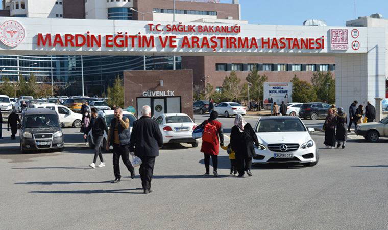 Aracıyla yaptığı geri manevra 4 yaşındaki çocuğunun canına mal oldu!