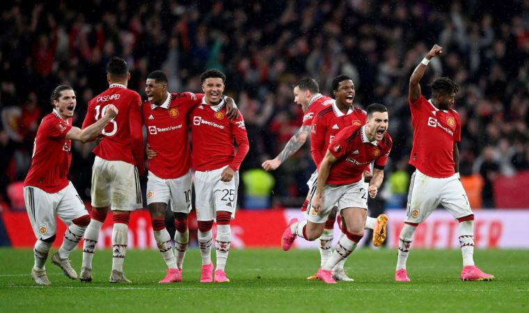 Katarlılar, Manchester United'ı rekor bedelle satın alma peşinde!