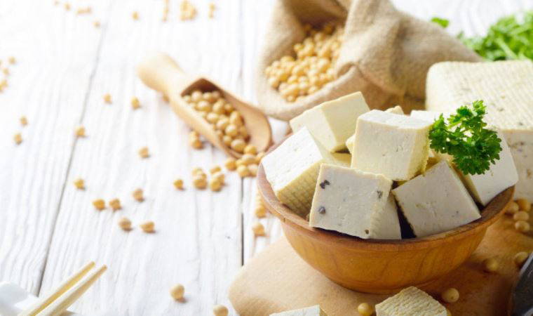Soya sütünden elde edilen TOFU nedir? Tofu nasıl yapılır?