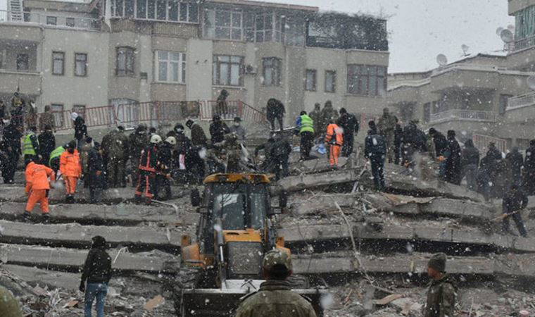 Deprem için fon var, para yok