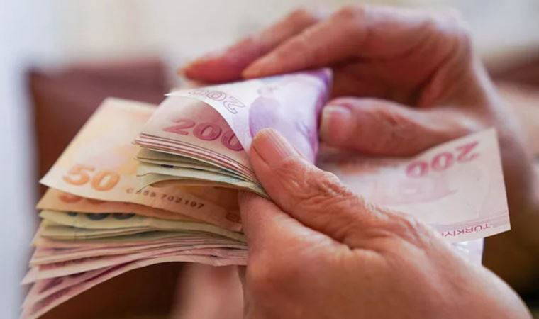 EYT'lilere ilk maaşı yattı mı? EYT'liler ilk maaşı ne zaman alacak? Emekli maaşları hangi gün yatıyor?