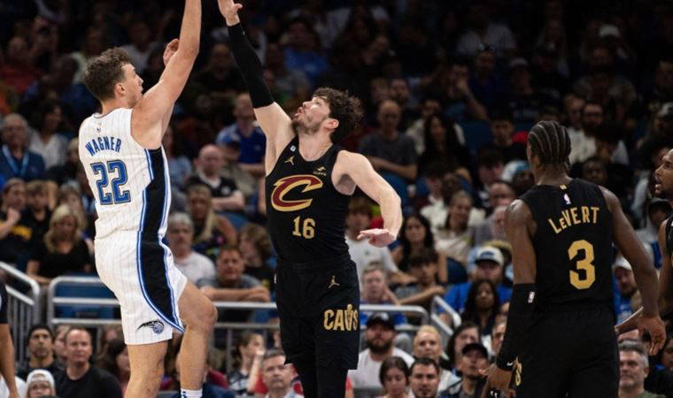 Milli basketbolcu Cedi Osman, Orlando Magic deplasmanında alev aldı