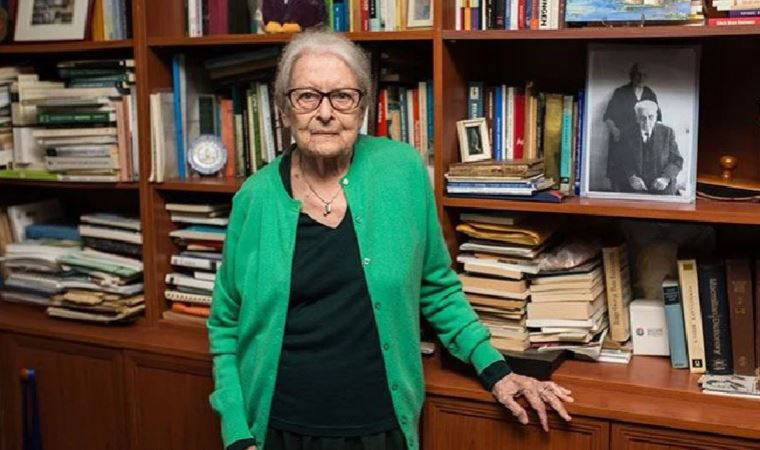 Çağdaş Yaşam Cumhuriyet Ödülü Prof. Dr. Kuçuradi’nin