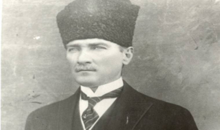 Tek parti yönetimi ve otoriter demokrasi