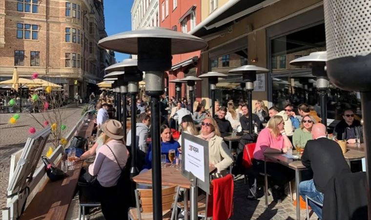 İsveç'te belediye, 'çok fazla' beyaz insanın yer aldığı reklam filmini tepkiler üzerine kaldırdı