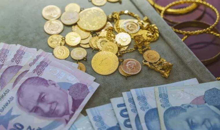 Kapalıçarşı'da dikkat çeken hareketlilik: TL'den altına kaçış