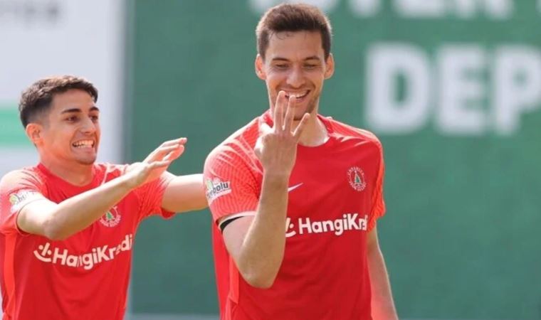 Umut Nayir'den Beşiktaş açıklaması!