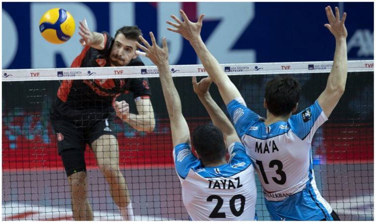 Efeler Ligi'nde şampiyon son maçta belli olacak!