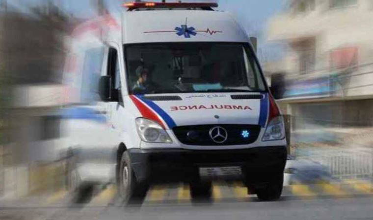 Minibüs park halindeki araca çarparak yayları ezdi: 2 ölü, 6 yaralı