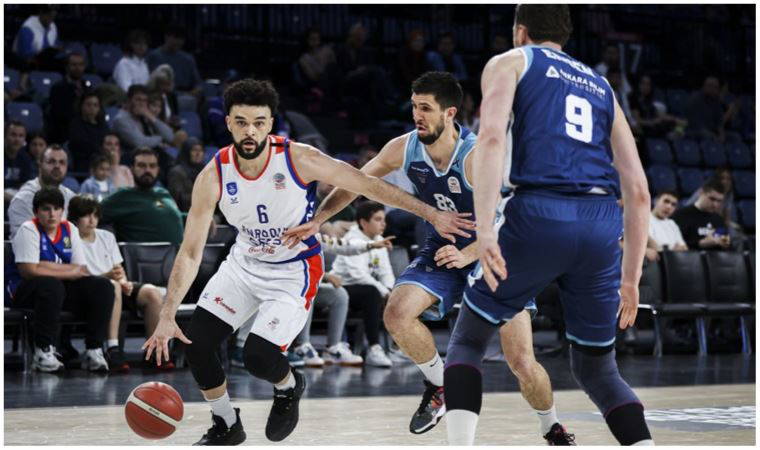 Lider Türk Telekom, Anadolu Efes'e takıldı! Anadolu Efes 102 - 87 Türk Telekom (Maç sonucu)