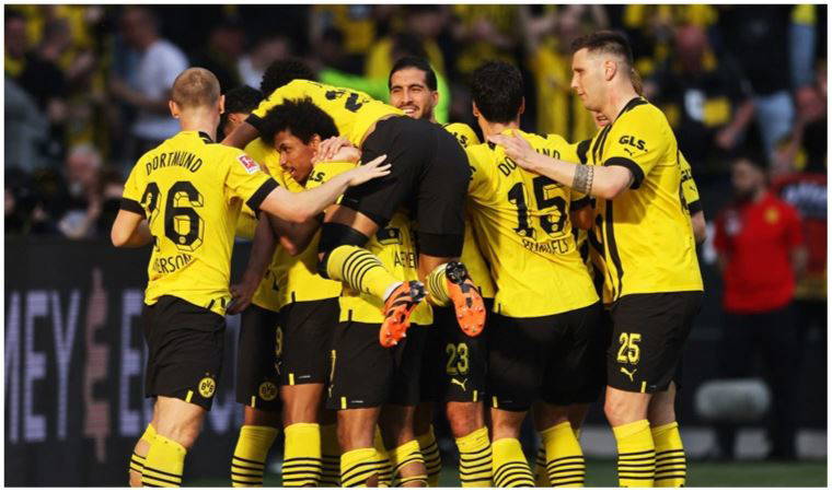 Bundesliga'da Dortmund zirve takibini sürdürdü! Borussia Dortmund 5 - 2 Mönchengladbach (Maç sonucu)