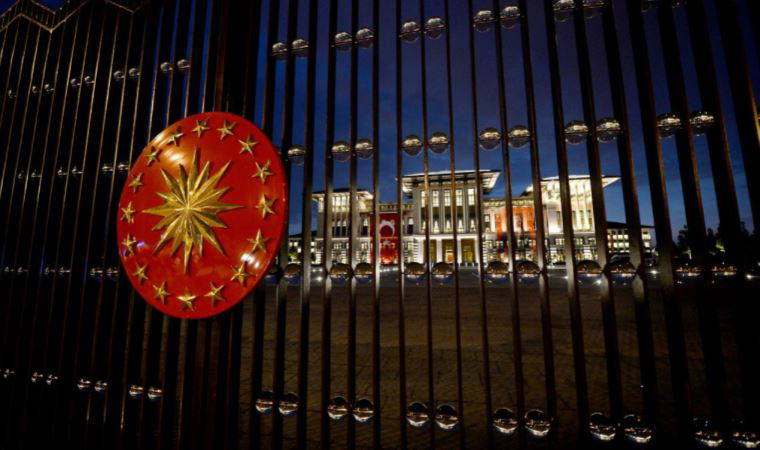 Sanatın zorlu 20 yılı: Sanatçı müsveddesi!