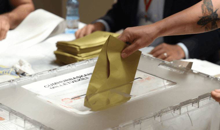 Yeşil Sol Parti kaç milletvekili çıkardı? 14 Mayıs 2023 seçimlerinde Yeşil Sol Parti ne kadar oy aldı? Yeşil Sol Parti hangi illerde milletvekili çıkardı? Ferit Şenyaşar ve Sırrı Süreyya Önder meclise girdi mi?