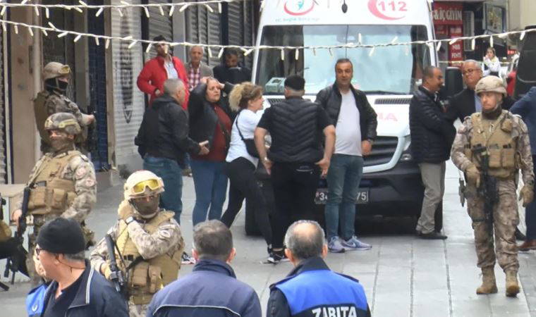 Esenler'de eşi ile oğlunu öldürdü: Polise not atıp intihar girişimde bulundu