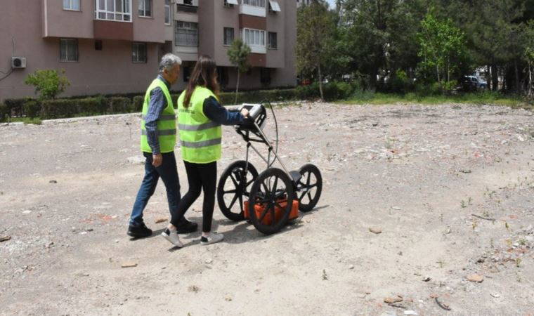 Jeofizik Mühendisleri Odası'ndan İzmir için 'zemin' uyarısı!