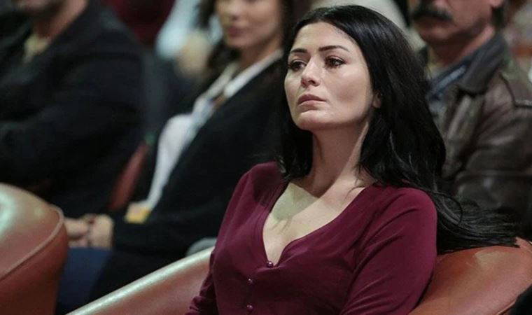 Deniz Çakır'dan kararsız seçmene çağrı: 'Bir lafım var bazı gevşeklere…'